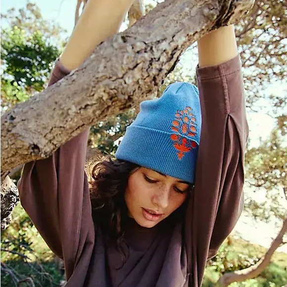 FP Movement by Free People Iconic Buti Beanie in Lavender/Orange - Picture 2 of 7